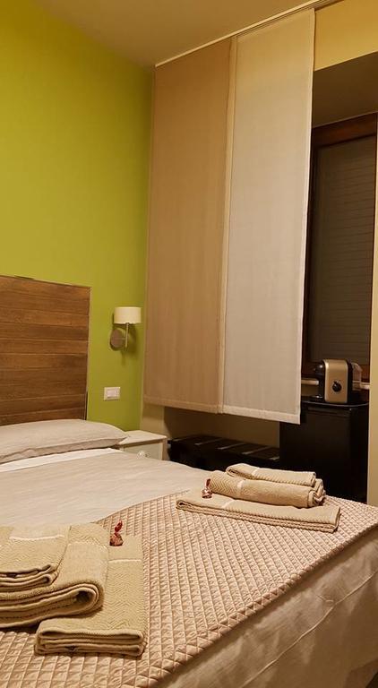 B&B Via Veneto Crotone Exterior photo